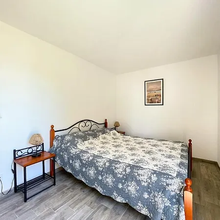 Nice Apt Near The Marina Santa Lucia *